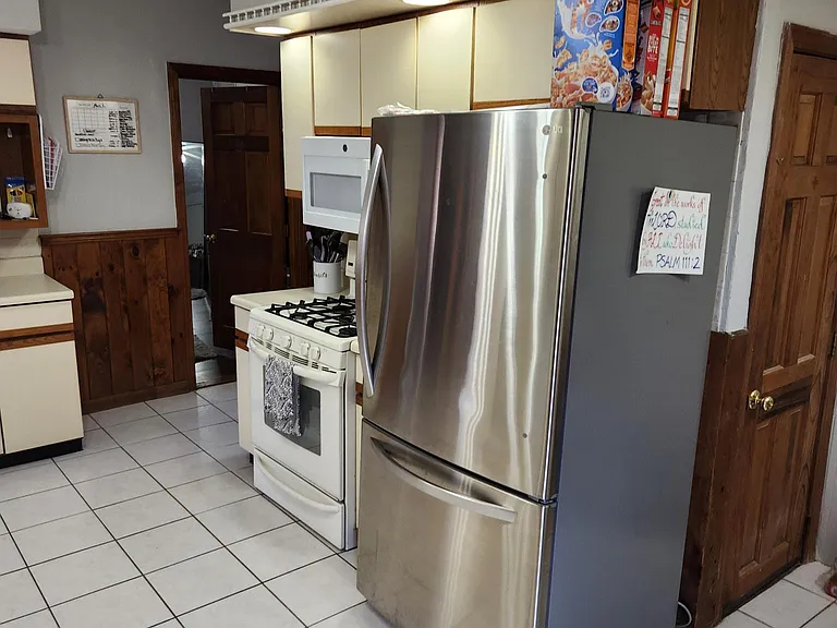 55 Tilton Ave — Photo 11