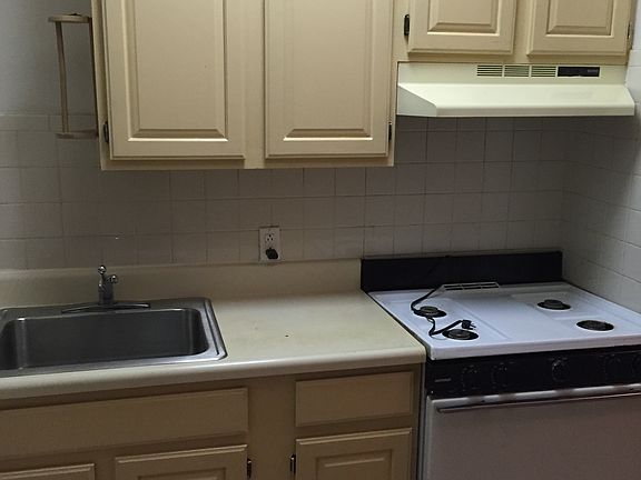 4th image of 167 W 133rd St APT 1A