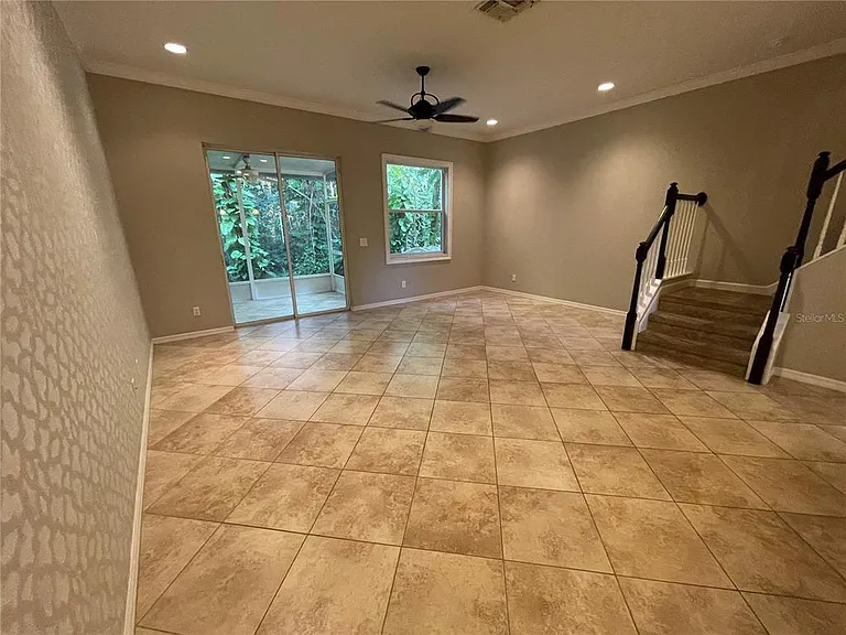 11219 Cedar Hollow Ln — Photo 13