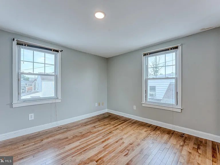 365 Prince St — Photo 21
