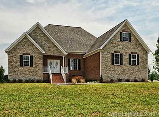 905 E Monbo Rd, Statesville, NC 28677