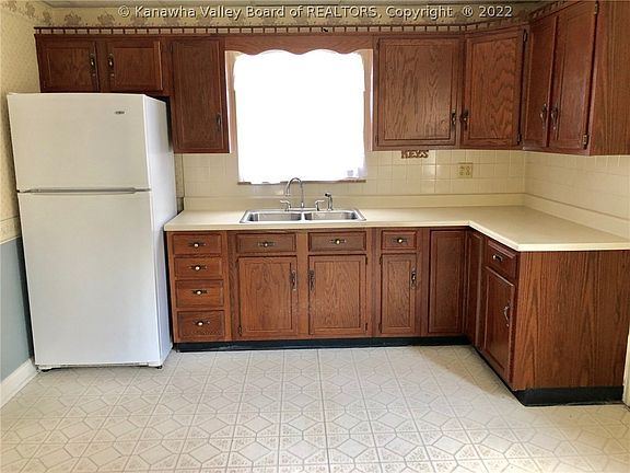 4th image of 5210 Noyes Ave