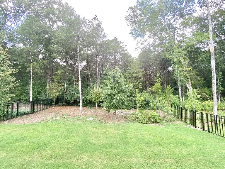 502 Doxford Dr — Photo 38