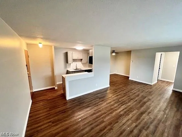 2 bed, 1.0 bath, 1050 sqft, $1,295 — Photo 3