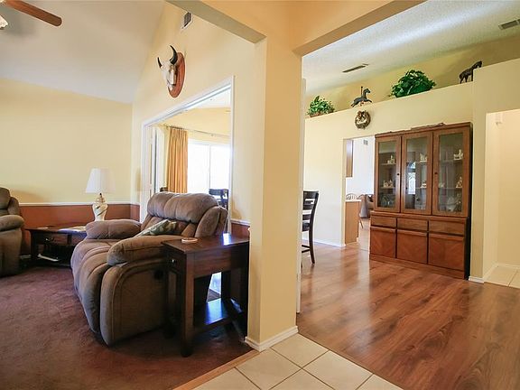 4th image of 8220 Marie Ln