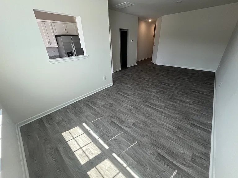 175 Moyer Dr — Photo 1