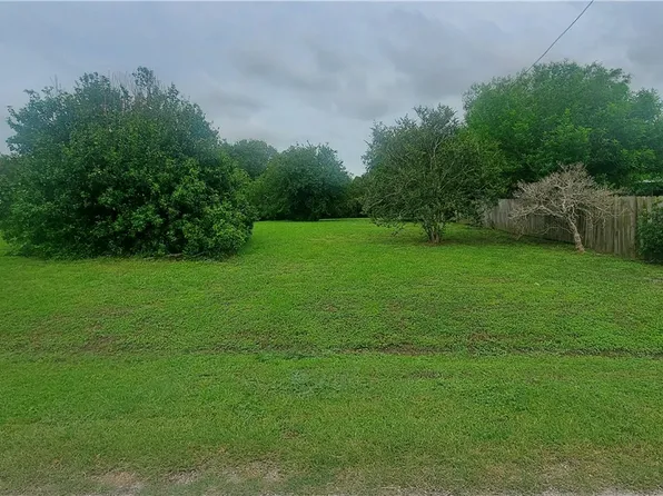 2617 McCain Dr, Corpus Christi, TX 78410