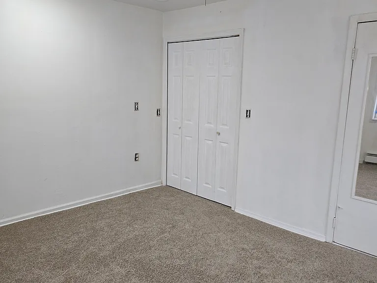 7022 Surrey Dr — Photo 2