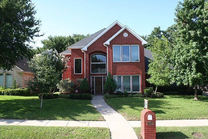 1204 Vista Verde