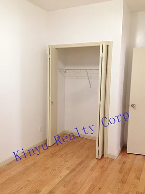 Rented by Kinyu Realty | media 8