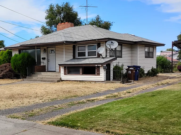 3019 E Boone Ave #A — Photo 2