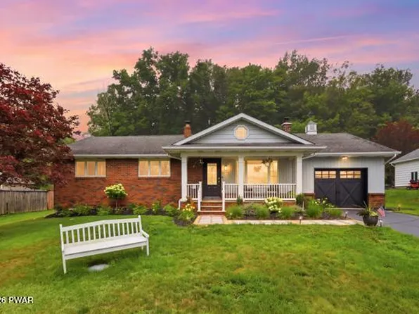 1521 Heart Lake Rd, Scott Township, PA 18433