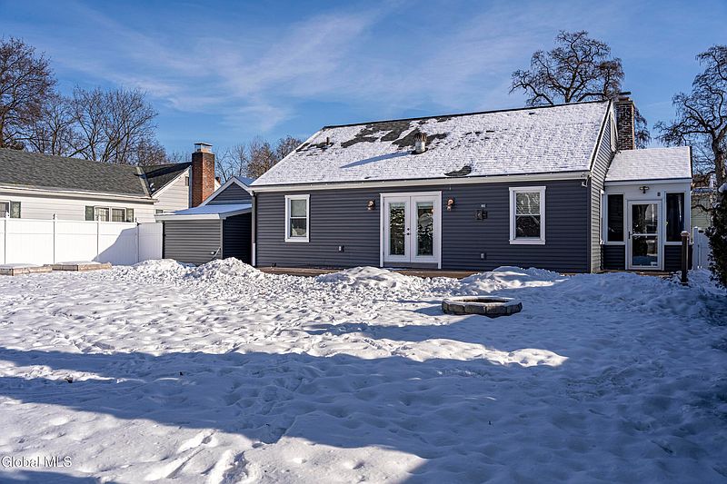 3rd image of 27 Lincoln Street