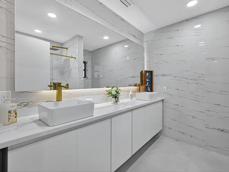 10924 Roebelini Palm Ct #A — Photo 10
