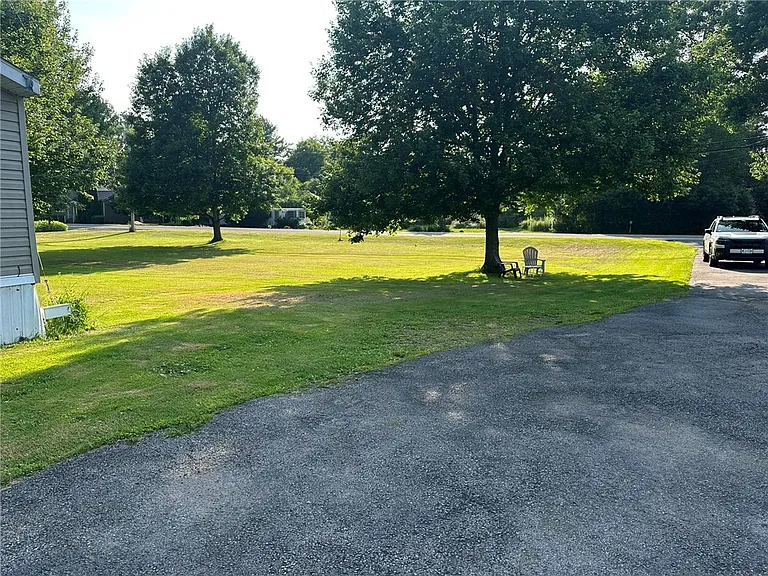 5676 State Route 14 — Photo 21