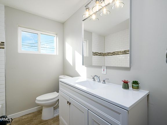 5th image of 5640 N 38TH Drive