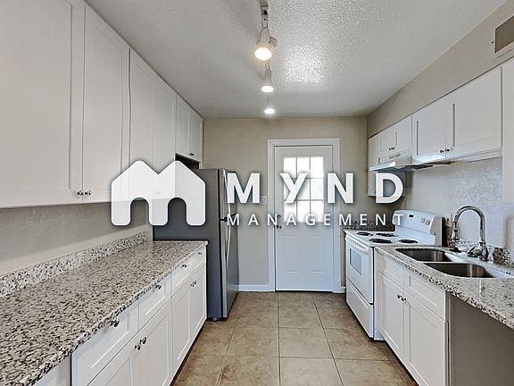 5th image of 925 E Fairmount Ave #4