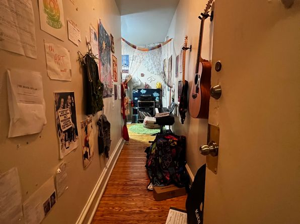 1307 Spruce St APT 1F