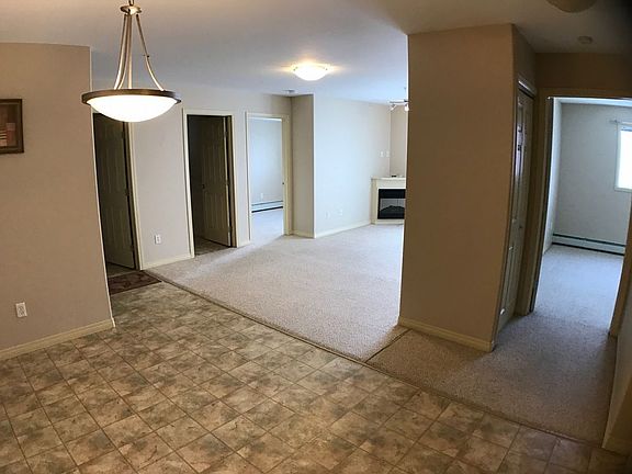 2nd image of 200 Lougheed Dr #1208