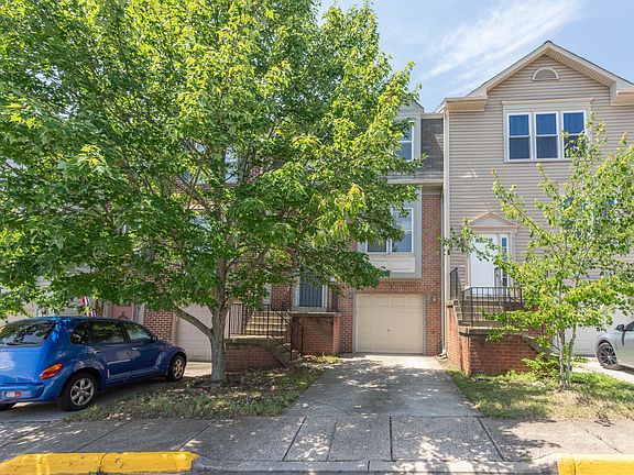 2nd image of 10189 Jamaica Ln
