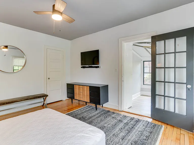 1700 Claremont Ave #2 — Photo 25