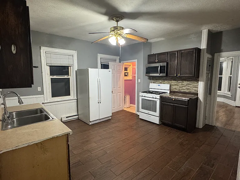 19 Covell St #2 — Photo 1
