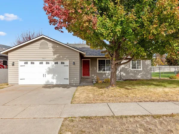 7531 W Meadow Lark Ln, Rathdrum, ID 83858
