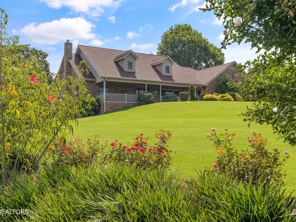 2142 Bolinger Rd, Maryville, TN 37801