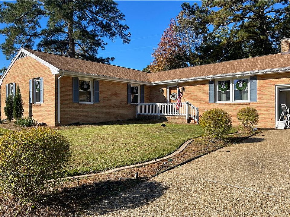 1st image of 2704 Meadow Dr W