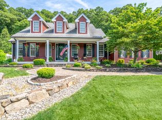 32 Bonna St, Beacon Falls, CT 06403