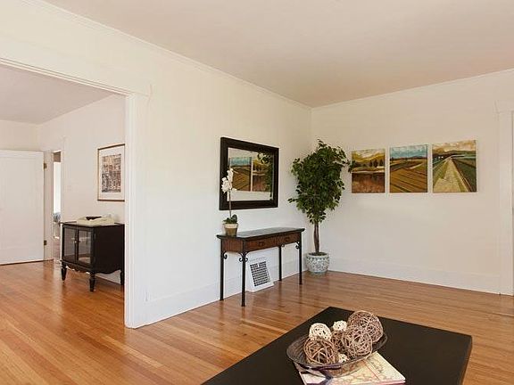 Entry way