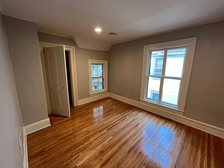 166 Linden St #2 — Photo 19