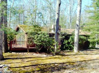 39 Pond Ln, Rock Hill, NY 12775