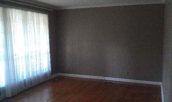 4th image of 4731 Briarwood Dr