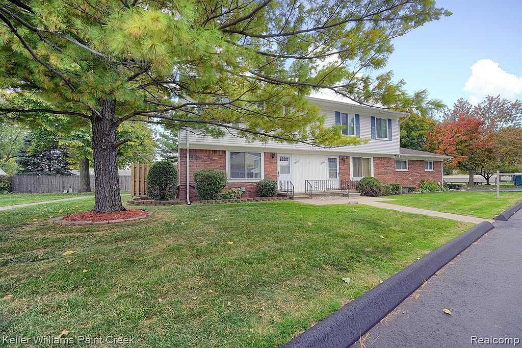 24412 Quad Park Ln, Clinton Township, MI 48035 Zillow
