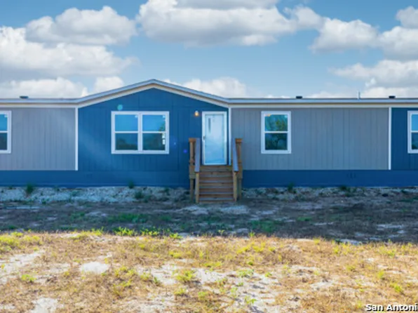 4920 Brown Rd, Poteet, TX 78065