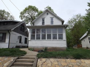 709 4th Ave, Sterling, IL 61081