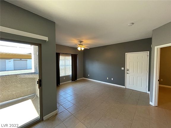 5th image of 45 Maleena Mesa St APT 815