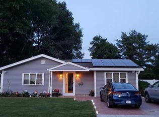 31 McDevitt Rd, Randolph, MA 02368