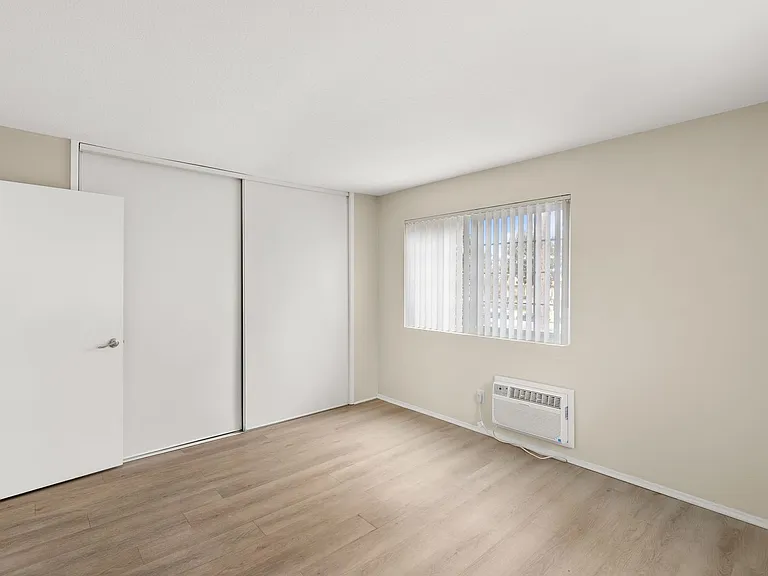 Applewood Apartments — Photo 84