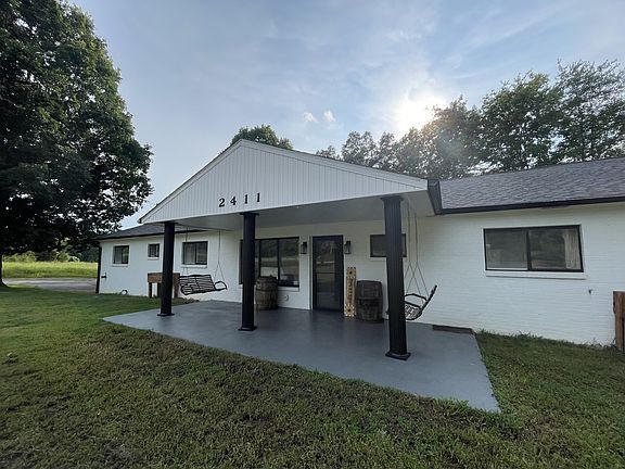 3rd image of 2411 Slayden Marion Rd