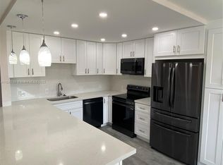 2022 Newcastle #2022-B, Boca Raton, FL 33434