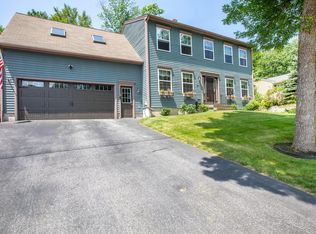 26 Kensington Ter, Lewiston, ME 04240