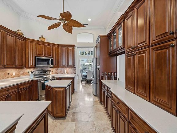3rd image of 451 Fieldstone Dr
