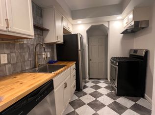 1528 Luxor Rd, East Cleveland, OH 44118