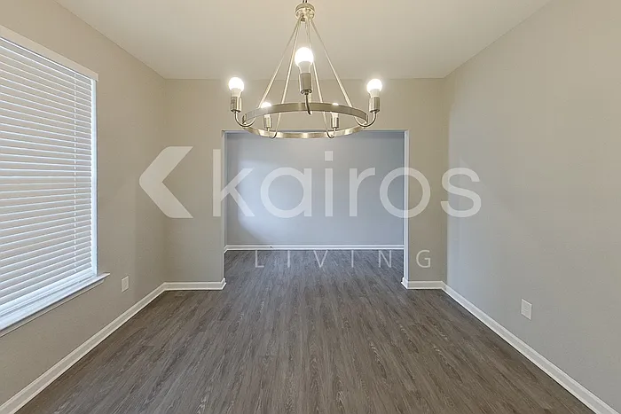 4 bed, 3.0 bath, 2517 sqft, $2,525 — Photo 2