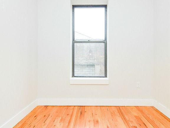4th image of 1671 Lincoln Pl #E3