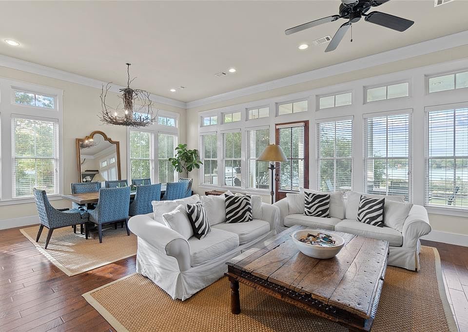 1st image of 4510 W Cove Ct