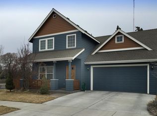1519 NE Quiet Ridge Ln, Bend, OR 97701