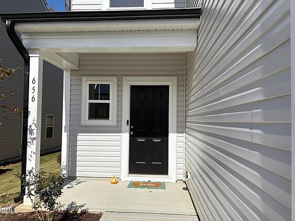 2nd image of 656 Bent Willow Dr